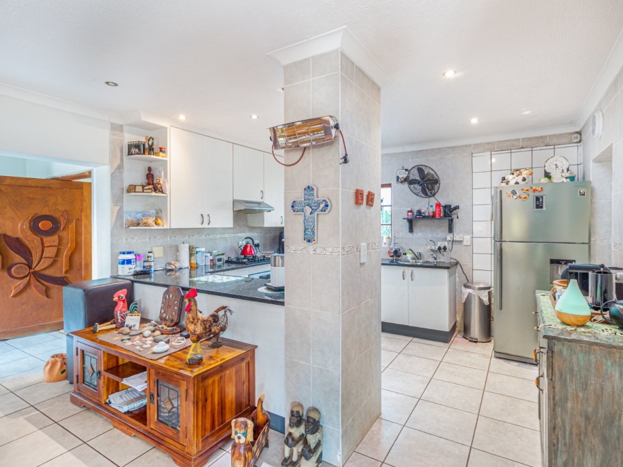 3 Bedroom Property for Sale in Meerhof North West